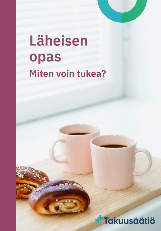 kaksi kahvikuppia ja korvapuustia